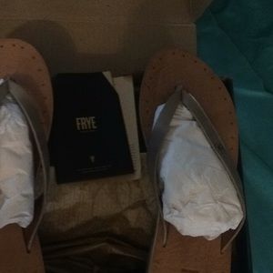 Frye flip flops Grey sz8 brand new in box